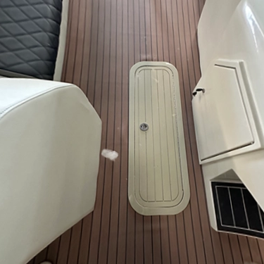 Bateau de ponton de 23 pieds