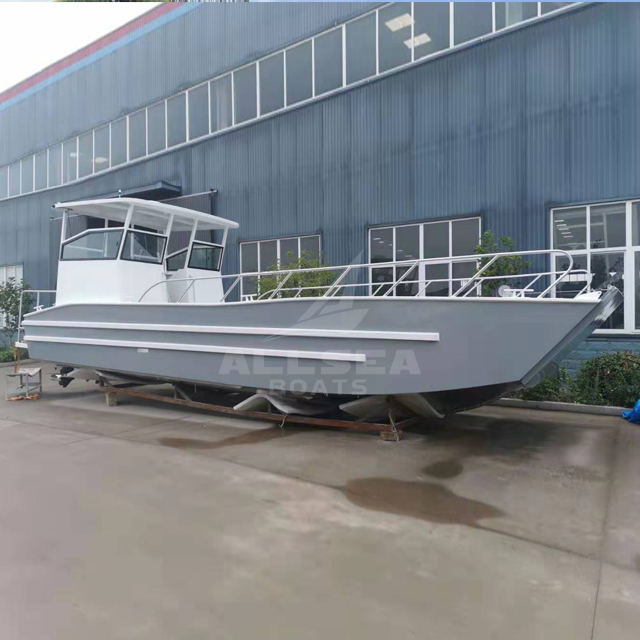 Bateau de débarquement 10m
