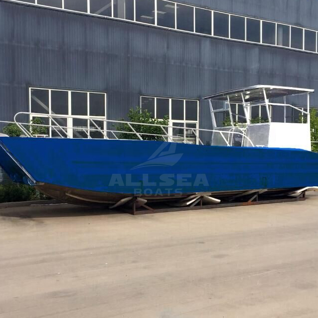 Bateau de débarquement 10m