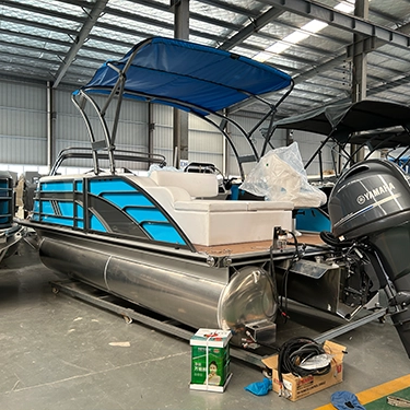 Boat de ponton en aluminium Wakeboard de vitesse de sport 19 pieds avec glissement d'eau