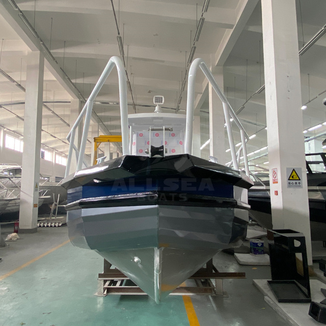 Bateau de course de vitesse à console centrale pour yacht de sport