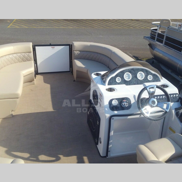 Bateau ponton de 24 pieds