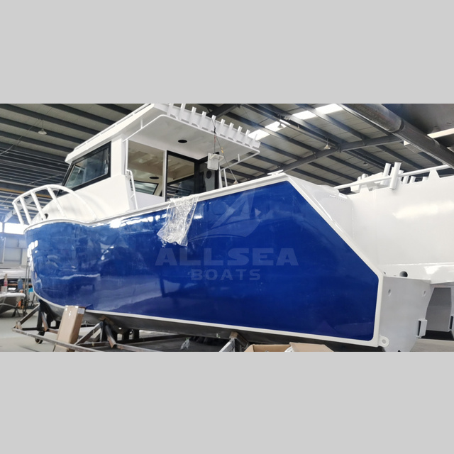 Bateau de plaisance de 8,8 m